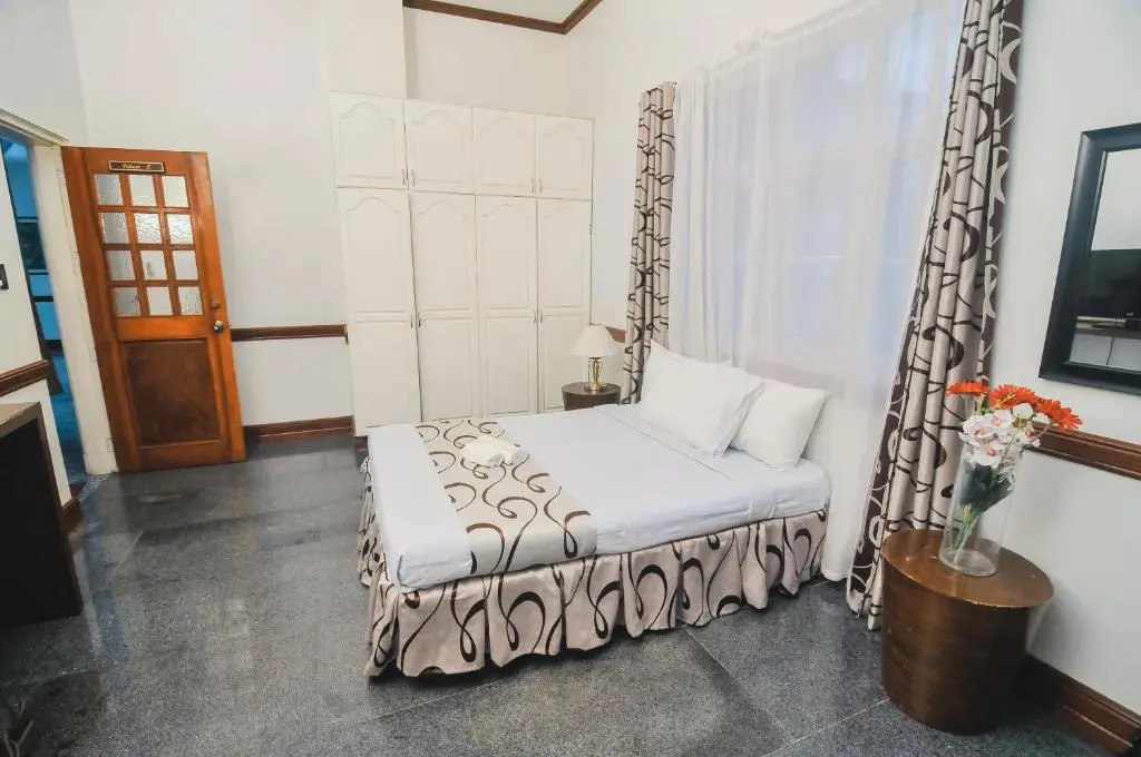 Villa Jhoana Resort