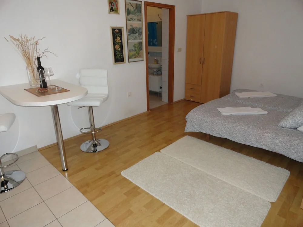 Apartments Dragovic