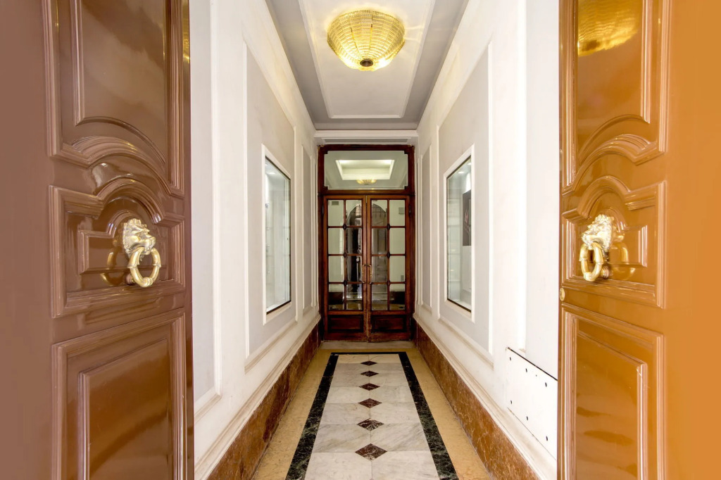 Frattina Grand Suite Guesthouse