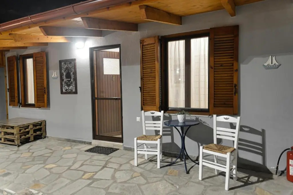 Waterfront studio Nea Iraklitsa