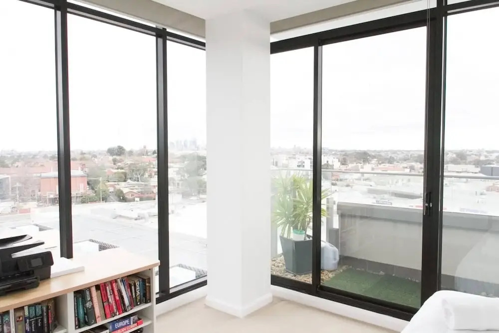 Modern 2 Bedroom Apartment in Melbourne's Northcote