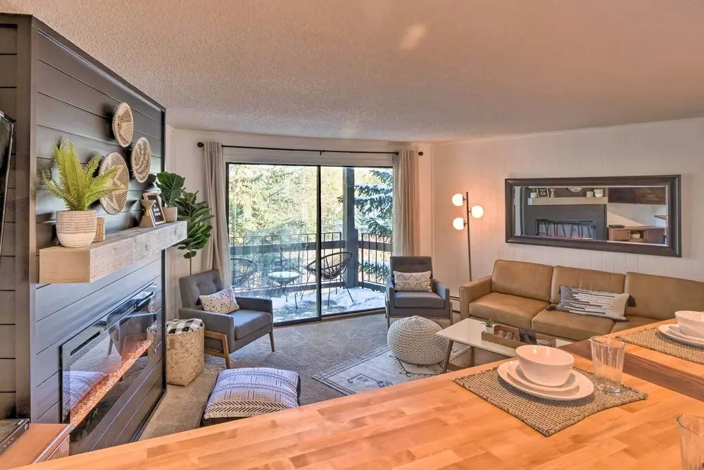 1/4 Mi to Peak 8 Ski Lift: Modern Breck Condo!