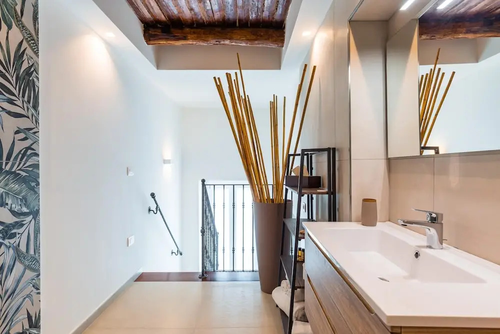 Partenope in Naples With 1 Bedrooms and 1 Bathrooms