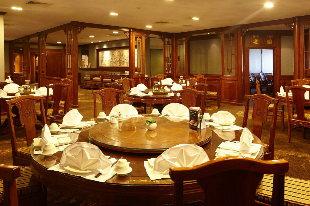 Lao Plaza Hotel
