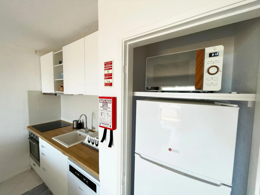 Panoramic Seaview - 2 Bedroom, Main Ave, Pool, Workspace