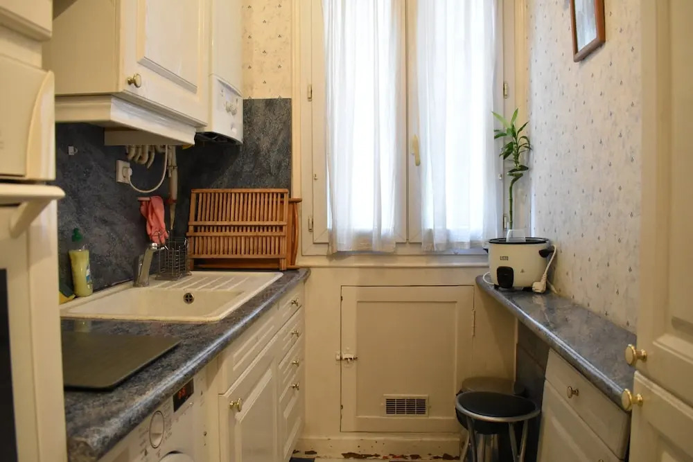 1 Bedroom Apartment In 16Th Arrondissement