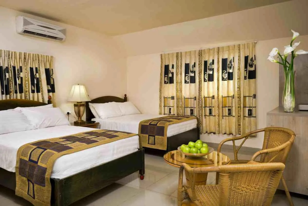 Melony Hotel