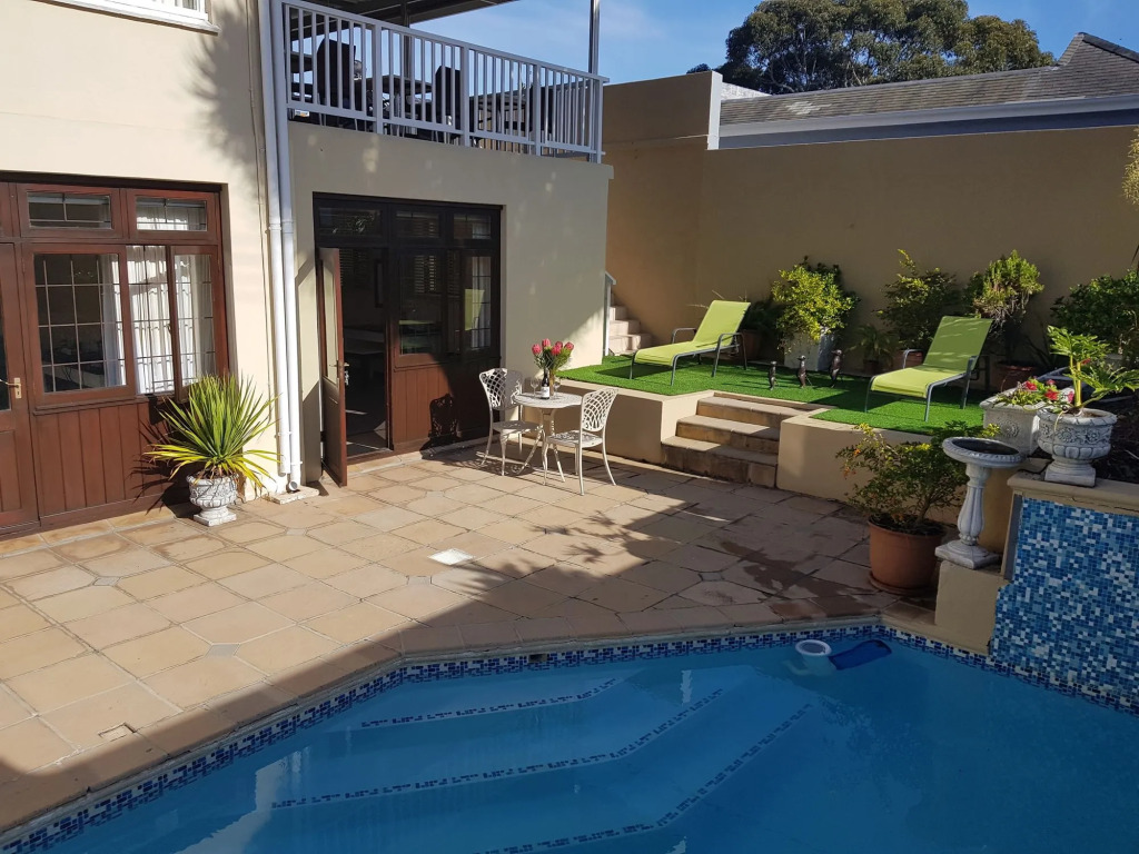 Sundown Manor Guest House