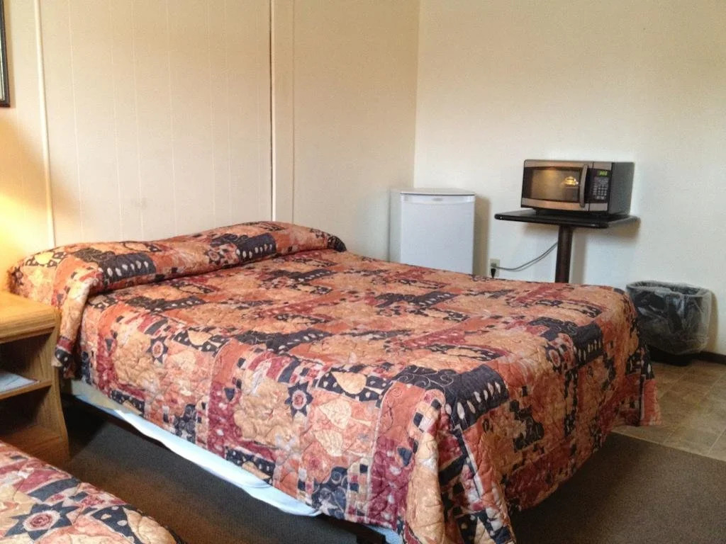 Twi-Lite Motel