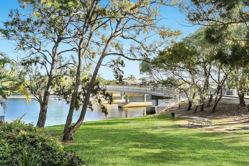 Unit 4 Weyba Lodge Noosa