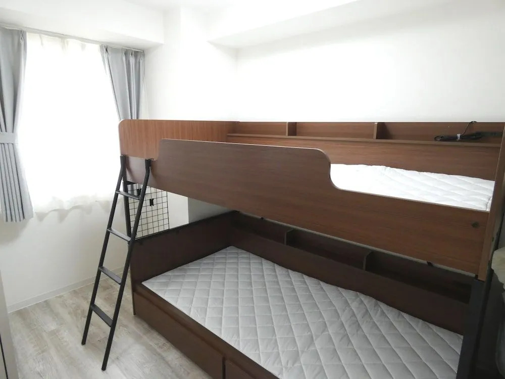 Alpha Square Minami 6 Jo 410