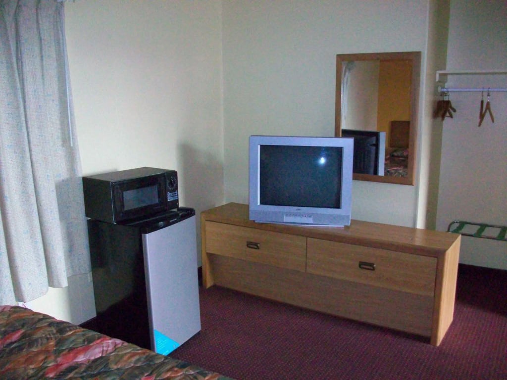 Skyland Inn