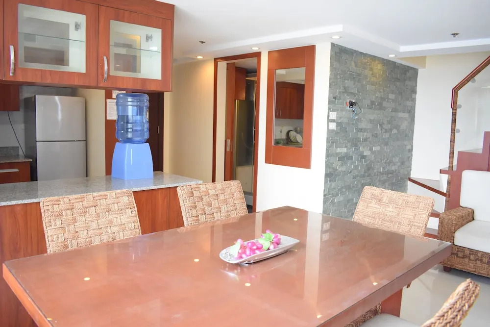 Cebu Condo Staycation