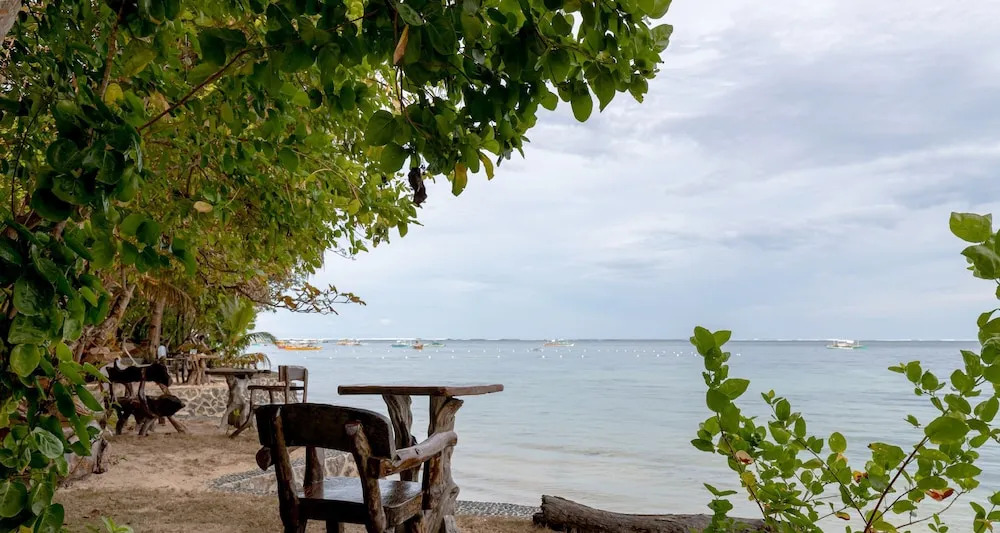 ZEN Rooms Garden Beach Siargao
