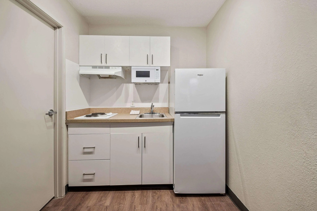 Extended Stay America Suites - Miami - Airport - Blue Lagoon