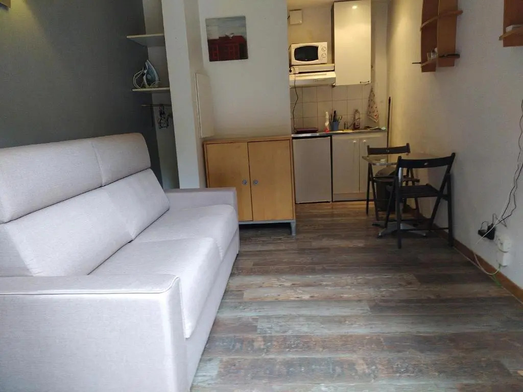 Petit Studio, terrasse, jardinet, climatisation, wifi