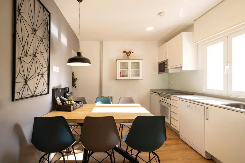 mi casa en Madrid- spacious apartments Callao Gran Via