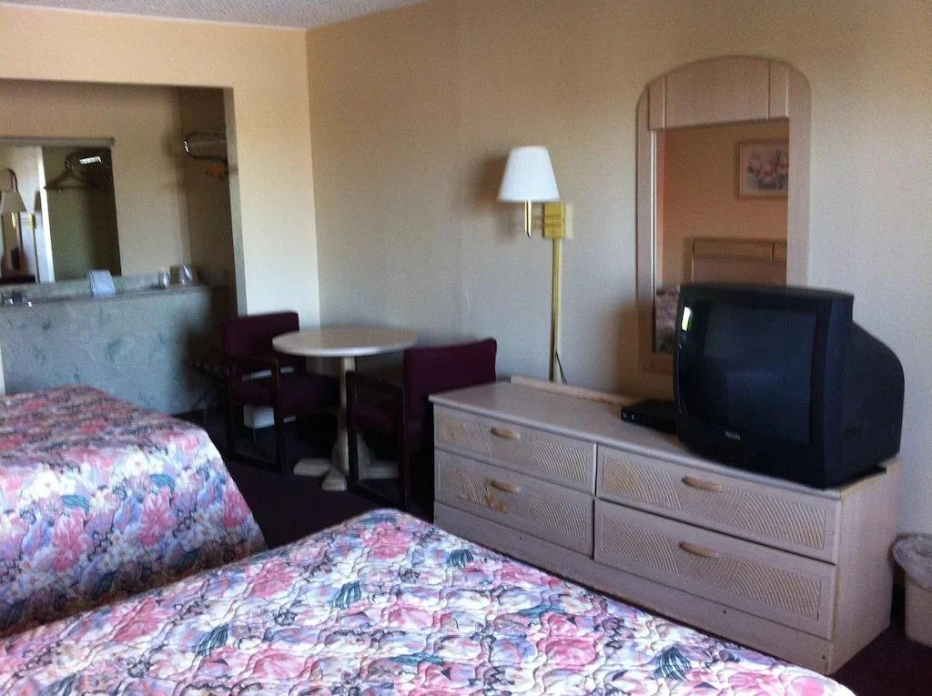 Executive Inn