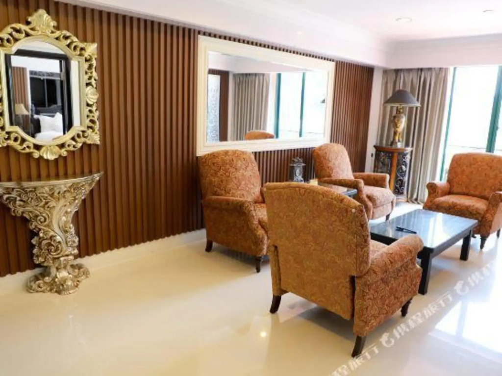 Longhushan Huaquan Boutique Hotel