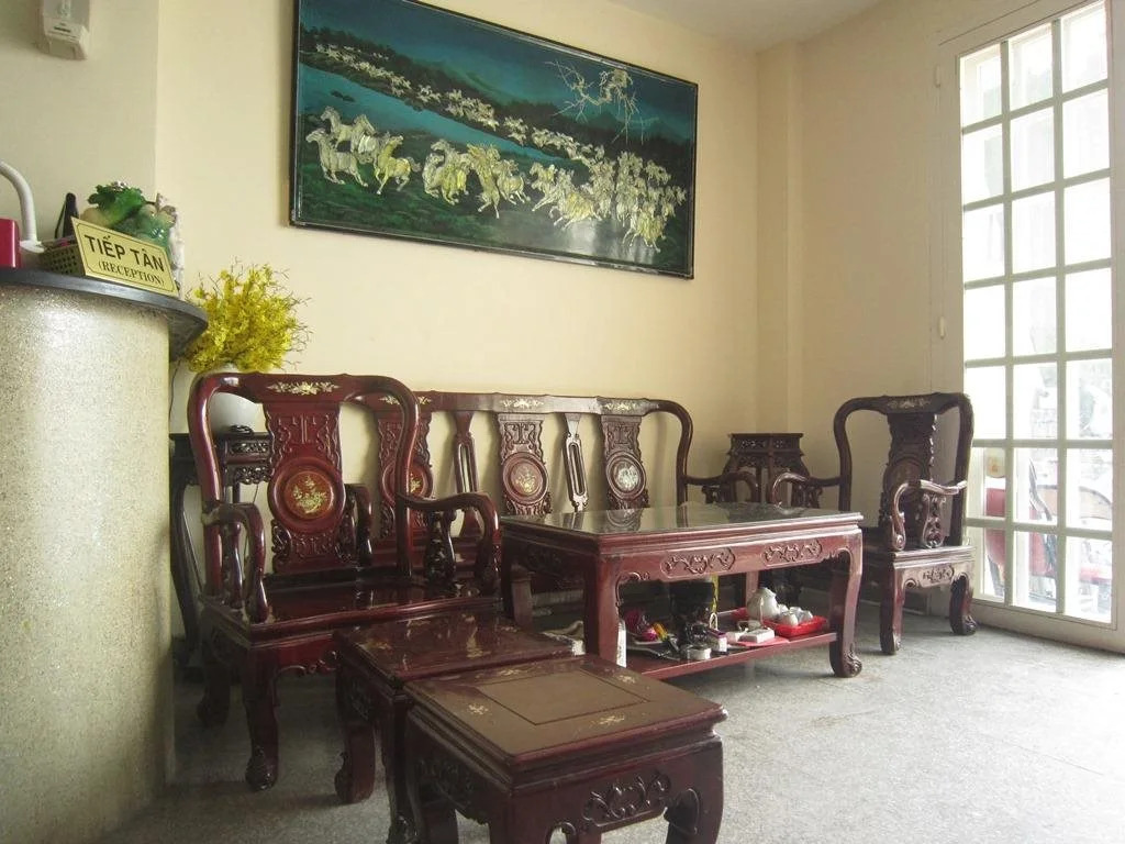 Van Luu Hotel