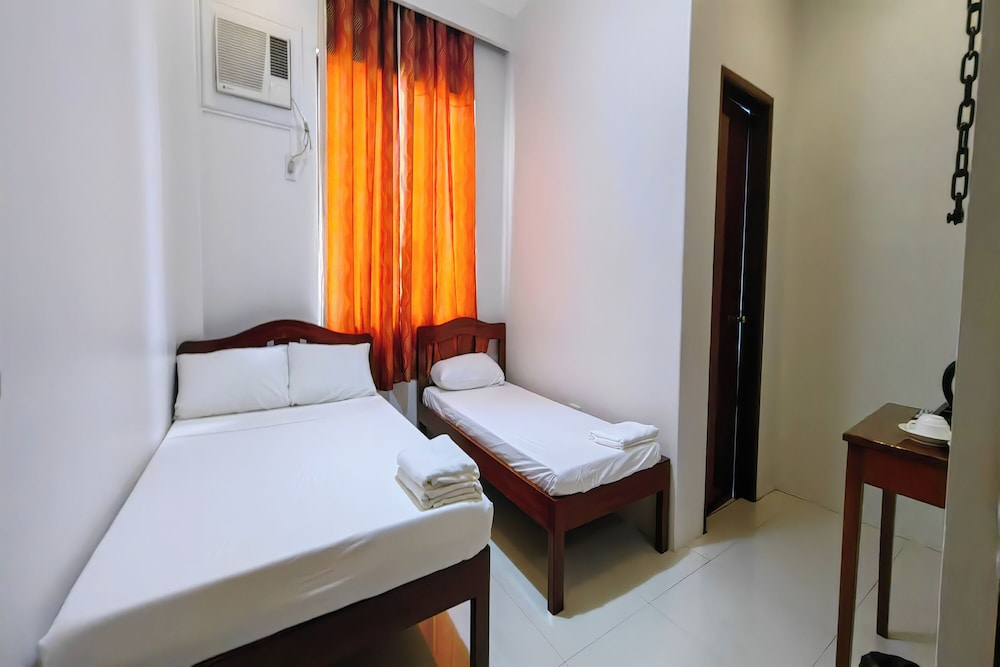 Isabelle Hotel