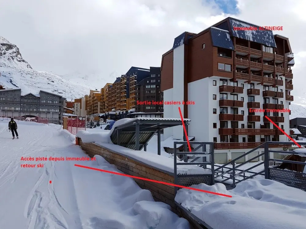 Apartment With one Bedroom in Val Thorens, With Wonderful Mountain Vie