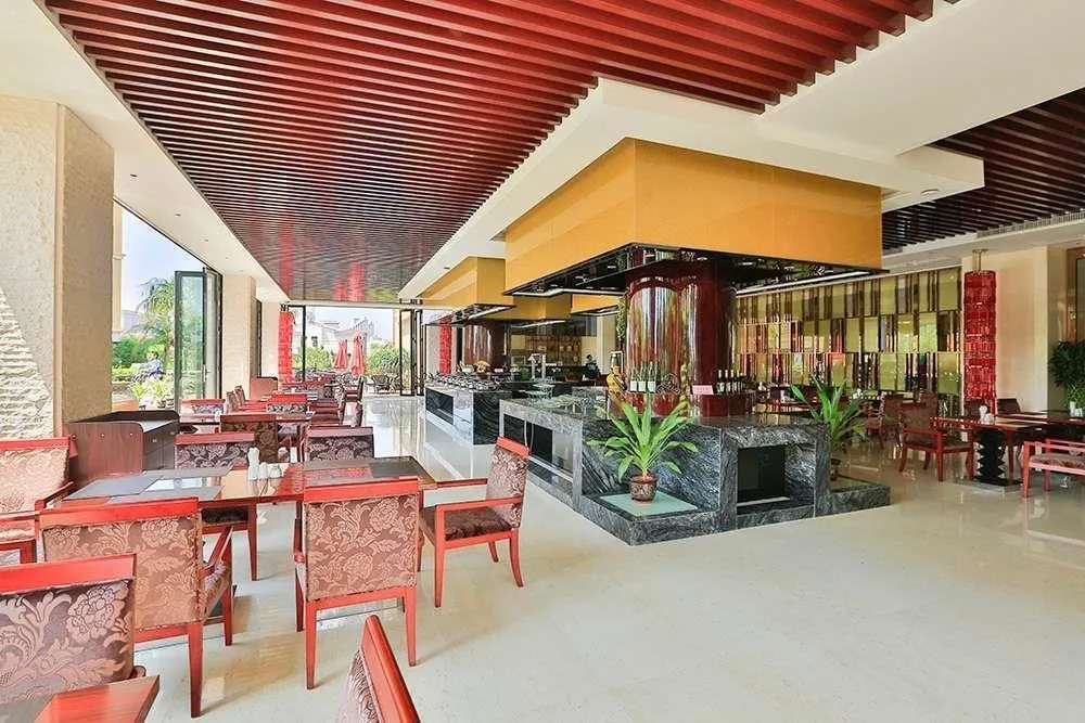 Days Hotel & Suites Da Peng Hainan