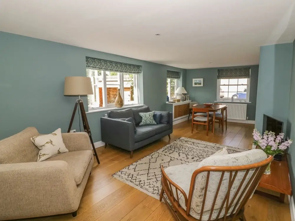 Mulberry Cottage