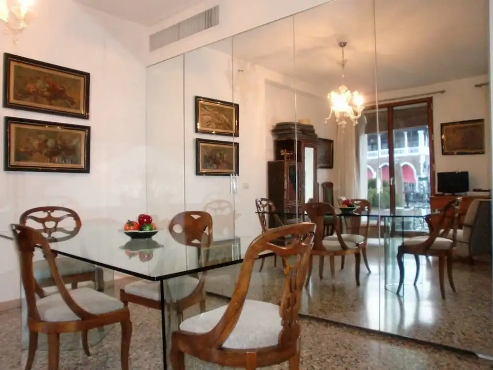 Grimaldi Apartments - Hermitage