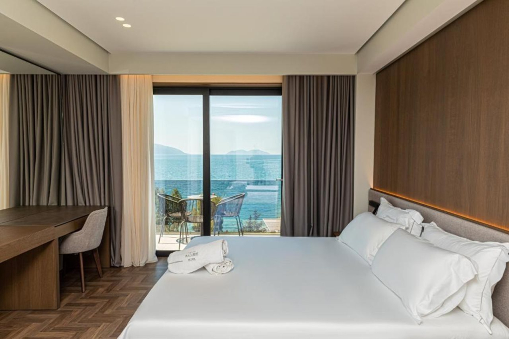 Mazarine Hotel