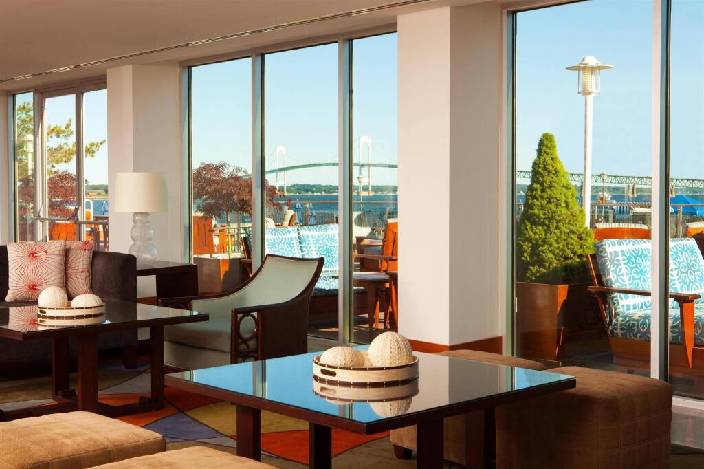 Newport Harbor Island Resort