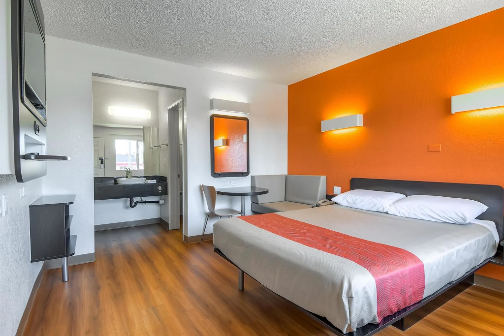 Motel 6 Los Angeles - Long Beach