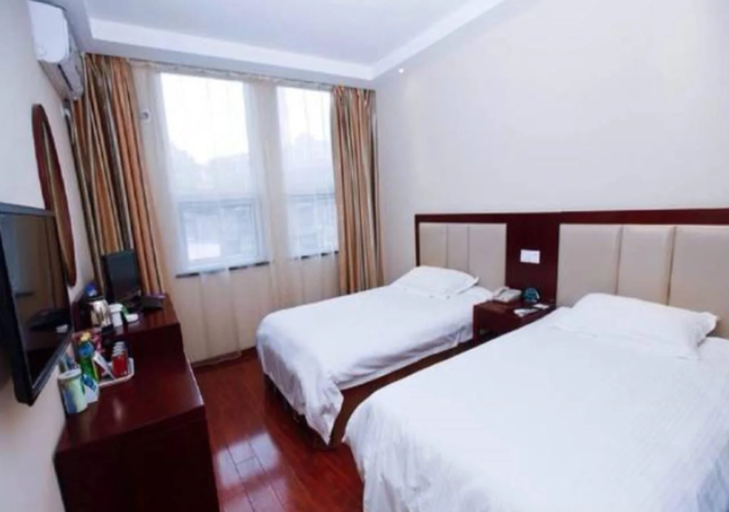 GreenTree Inn Anhui Hefei Huizhou Avenue Dazhonglou Express Hotel