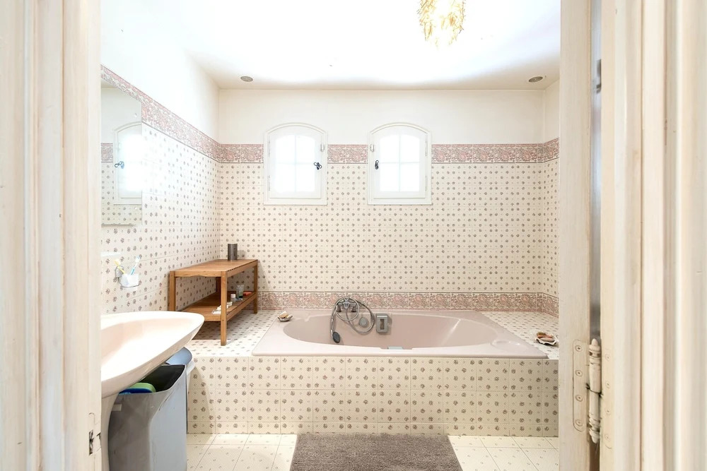 Villa With 3 Bedrooms in Septèmes-les-vallons, With Private Pool, Encl