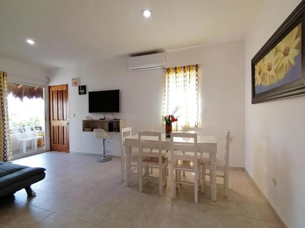 Casa Puchi by Holiday in Playa