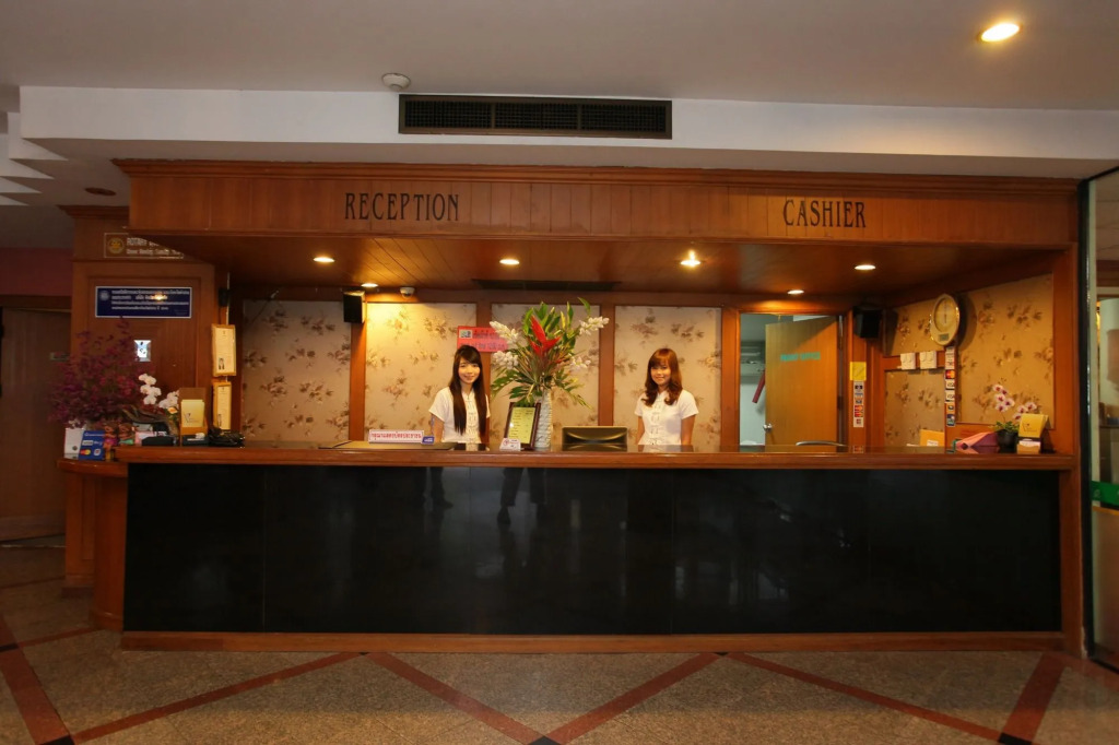 Pin Hotel
