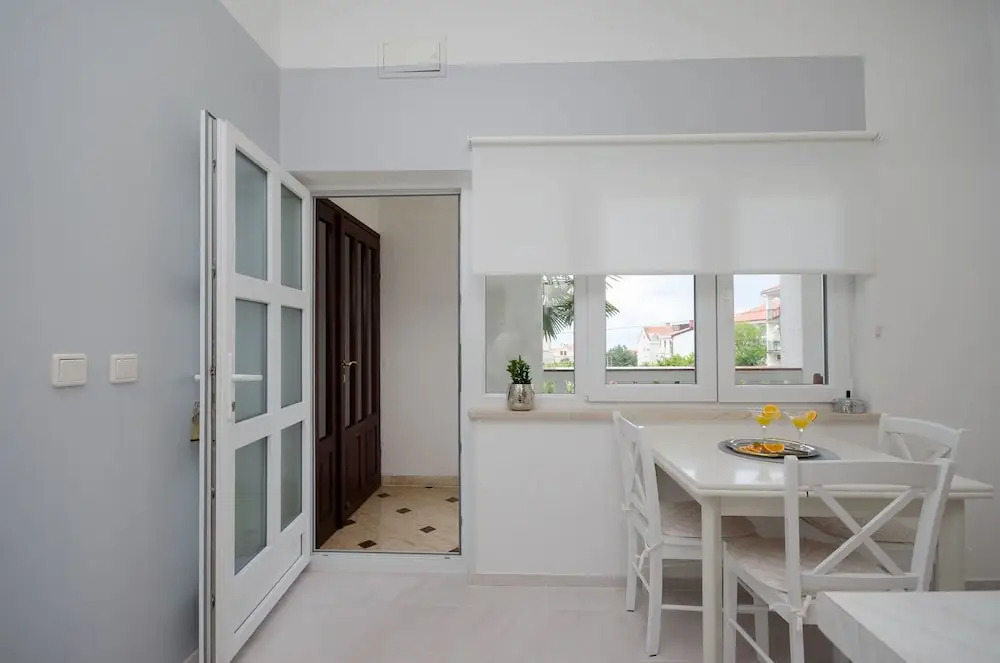 Apartments Sinisa
