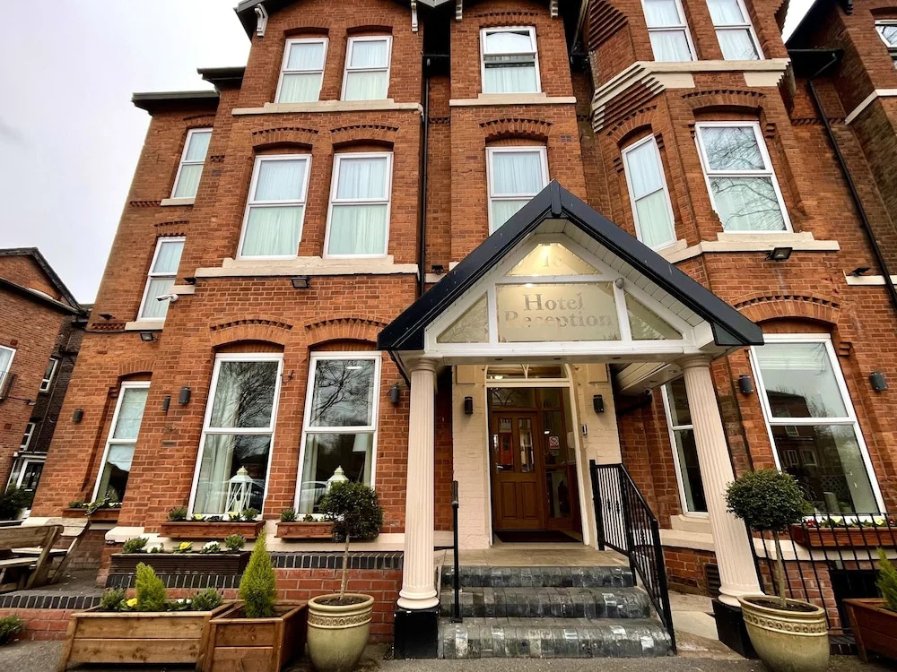 Westlynn Hotel & Apartments Free Parking Near Manchester Centre