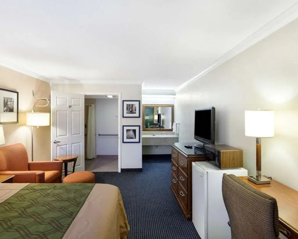 econo lodge