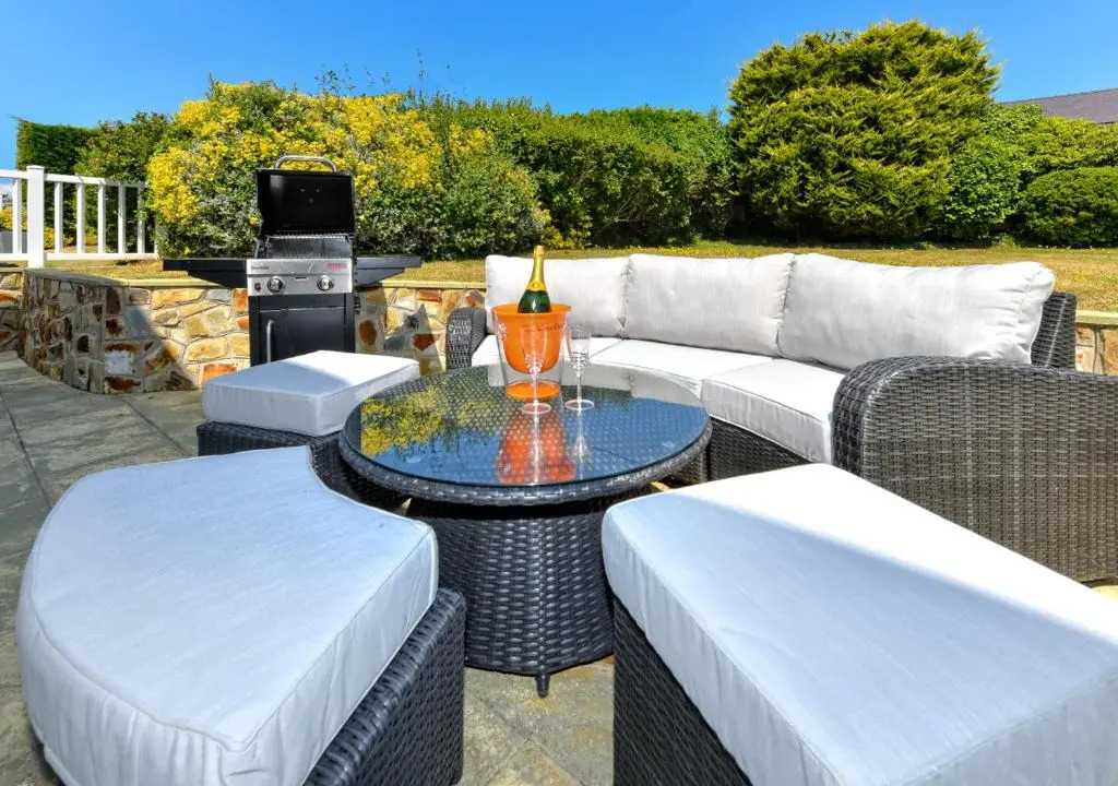 4 Bed in Abersoch oc-10caed