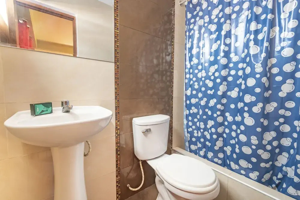 Hostal ISIS