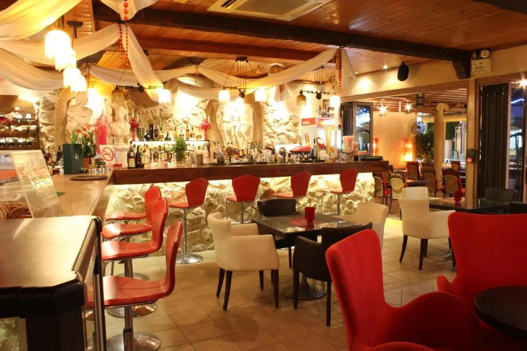 Dimitra Hotel