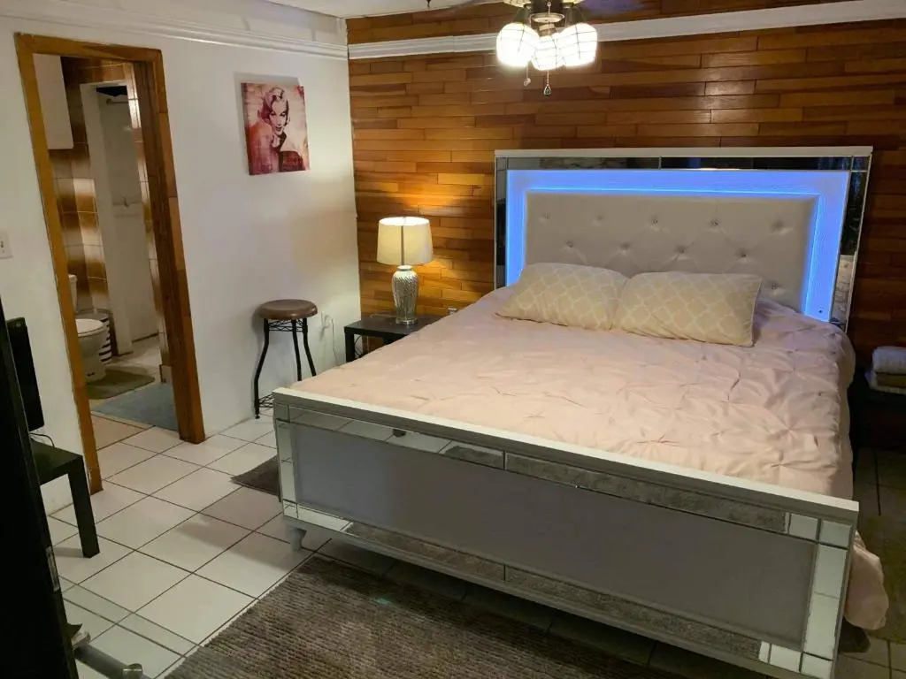 Deluxe studio & Pet friendly