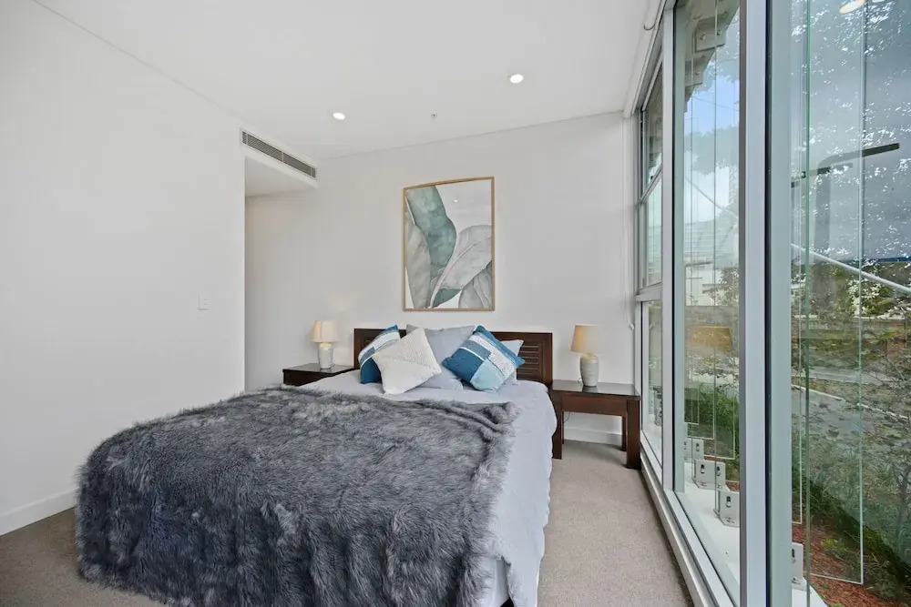 Ultra Modern Luxurious home in Tranquil Sydney