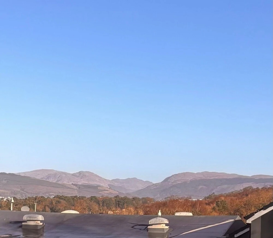 Sleeps 8 - Peaceful Coastal Caravan - Wemyss Bay