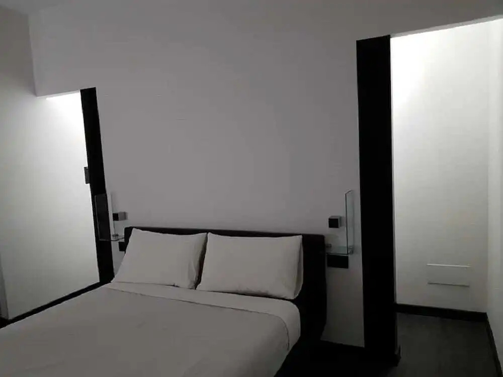 FF b&b