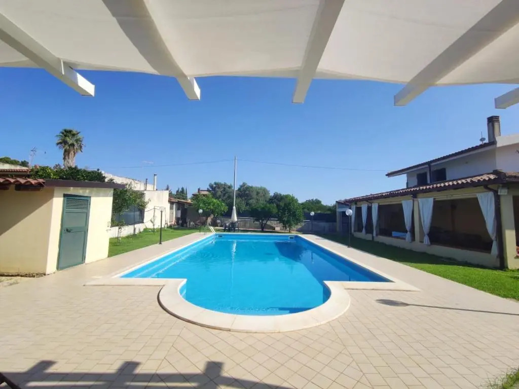 Villa With 3 Bedrooms in Floridia, With Wonderful Mountain View, Priva