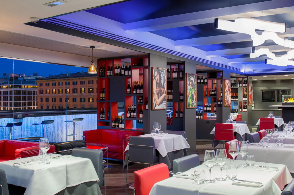 iQ Hotel Roma