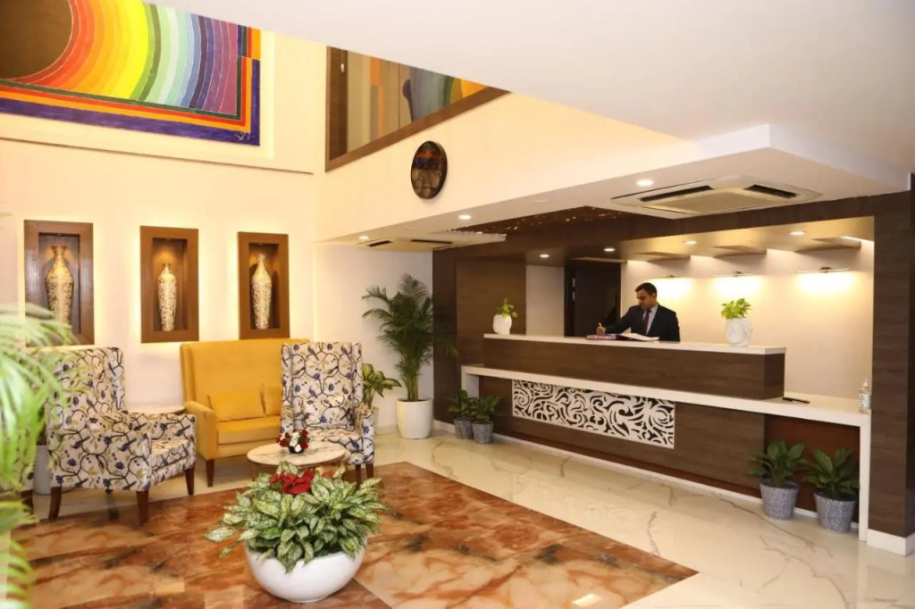 Hotel Cardinal Express OXMO Delhi Airport