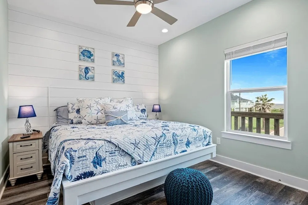 Saved By The Shell 4 Bedroom Home by RedAwning